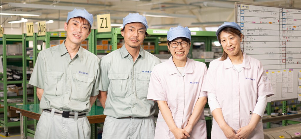 先輩社員4名の座談会